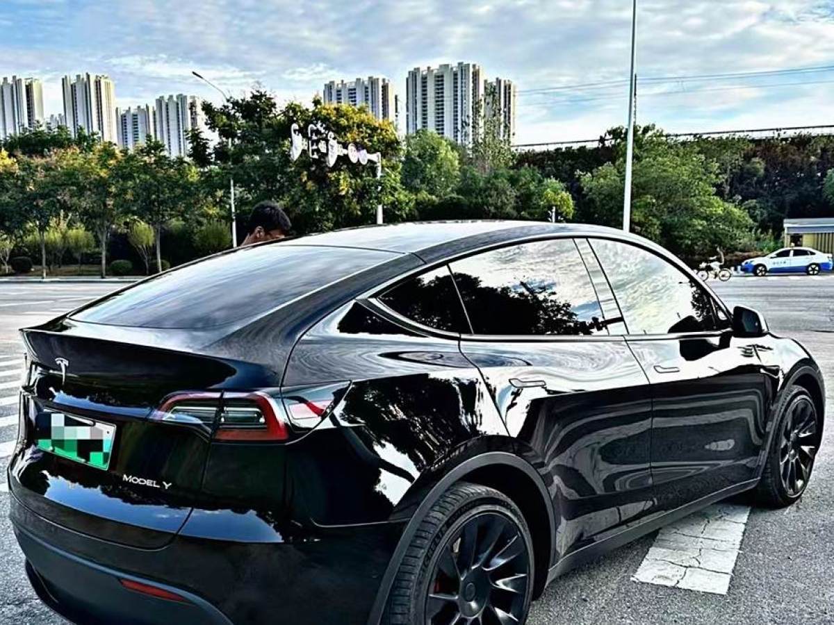 特斯拉 Model Y  2022款 改款 長續(xù)航全輪驅(qū)動版圖片