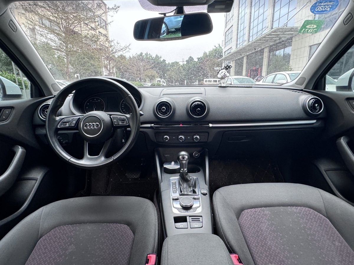 2019年4月奧迪 奧迪A3  2019款 Sportback 35 TFSI 時(shí)尚型 國(guó)V