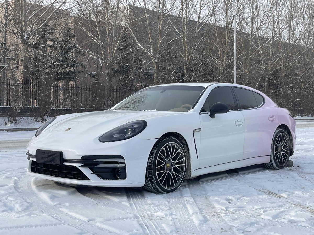 保時(shí)捷 Panamera  2013款 Panamera 4 Platinum Edition 3.6L圖片