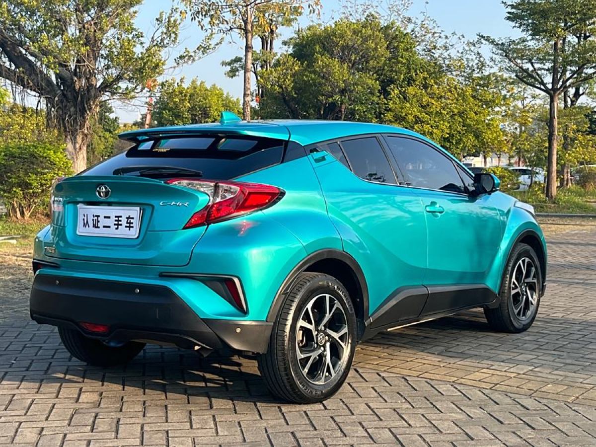 豐田 C-HR  2018款 2.0L 領(lǐng)先版 國VI圖片