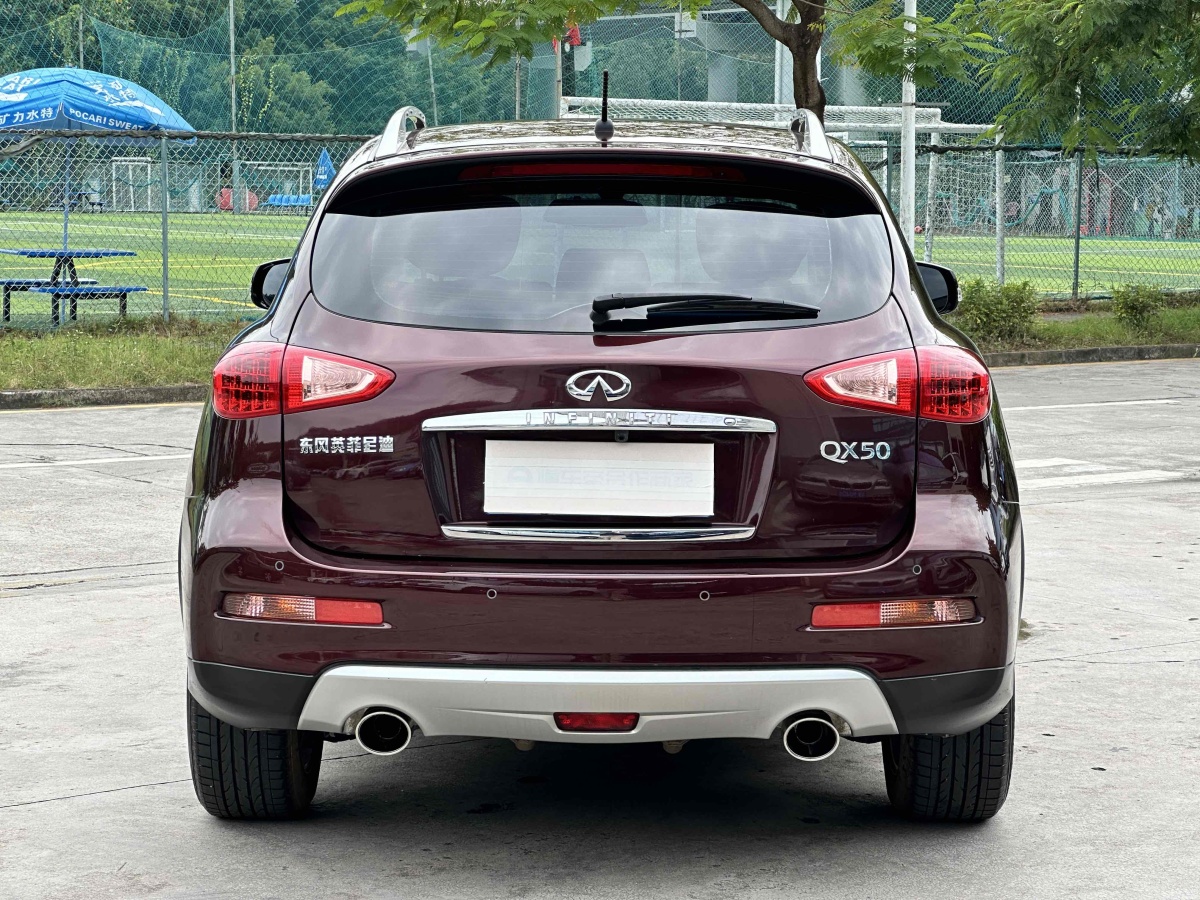 2017年1月英菲尼迪 QX50  2015款 2.5L 舒適版