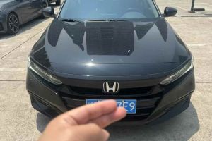 雅閣 本田 2.0L CVT銳尊版