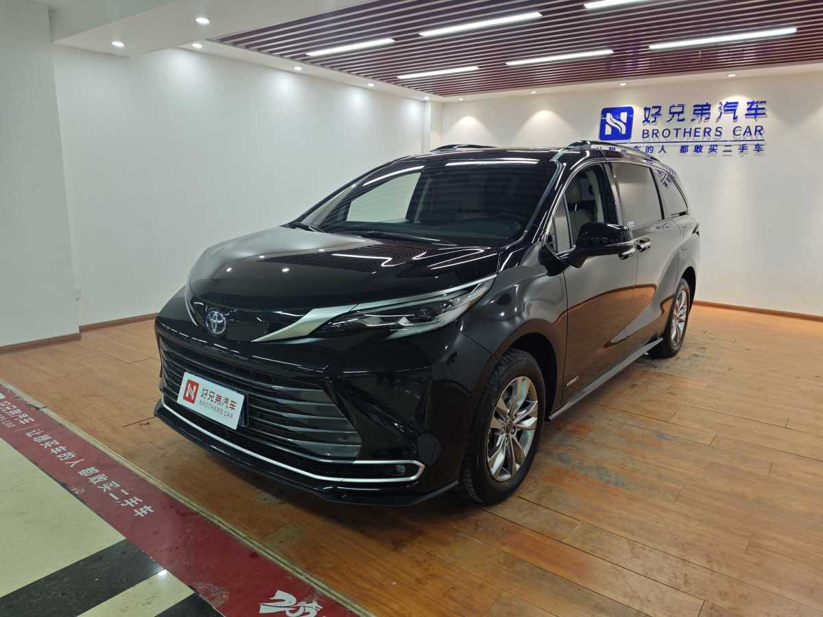 豐田 賽那SIENNA  2023款 2.5L混動 豪華版圖片