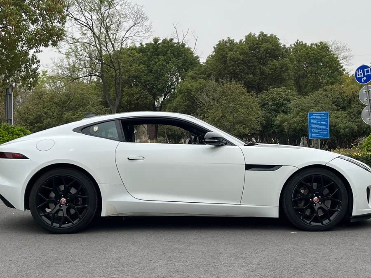 捷豹 F-TYPE  2018款 3.0T 硬頂版圖片