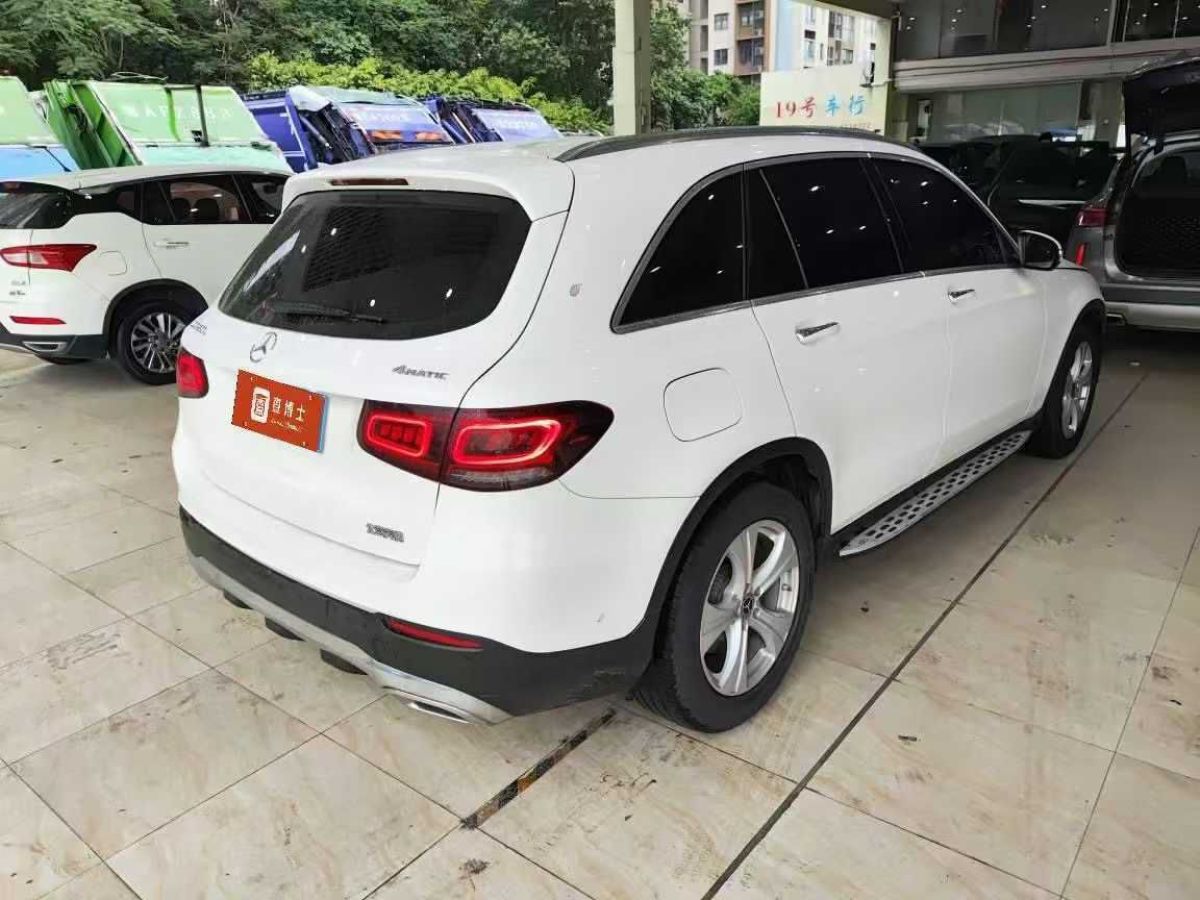 奔馳 奔馳GLE  2020款  GLE 350 4MATIC 時(shí)尚型圖片
