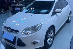 ?？怂?福特 兩廂 1.6L 自動風尚型