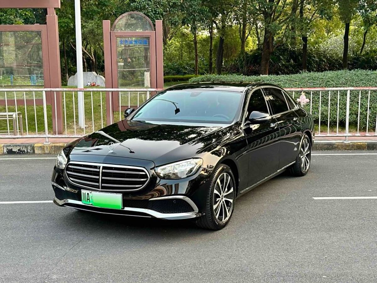 奔馳 奔馳E級(jí)新能源  2021款 E 350 e L 插電式混合動(dòng)力轎車(chē)圖片