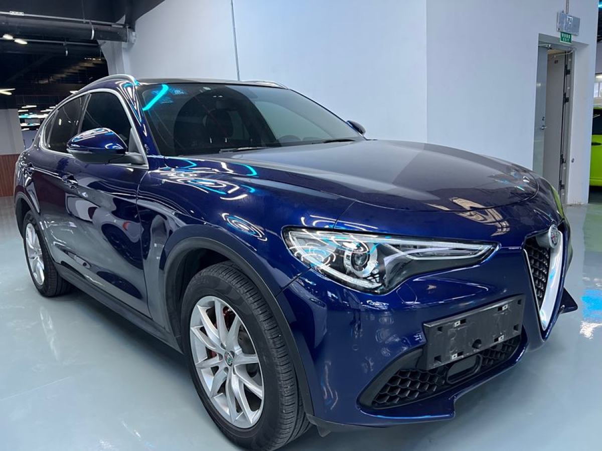 阿爾法·羅密歐 Stelvio  2017款 2.0T 280HP 豪華版圖片