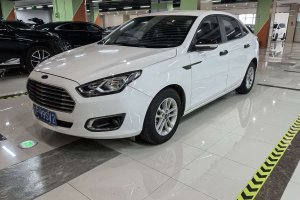 福睿斯 福特 改款 1.5L 自動(dòng)質(zhì)享型（胎壓監(jiān)測(cè)） 國(guó)VI