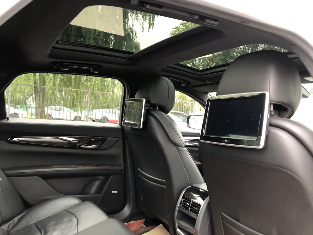 凱迪拉克 CT6  2017款 28T 豪華型圖片