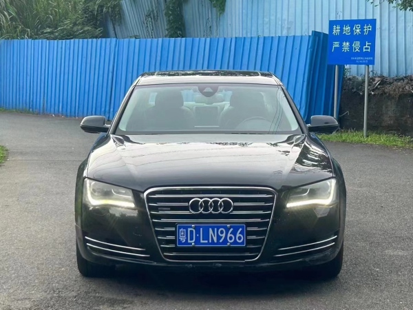 奥迪 奥迪A8  2011款 A8L 3.0 TFSI quattro舒适型(245kW)