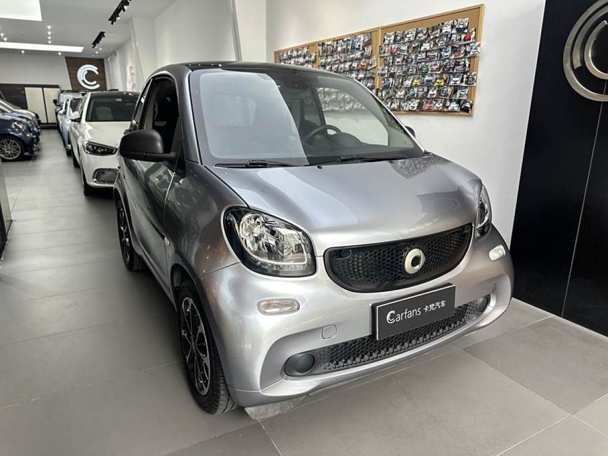 smart fortwo  2015款 1.0L 52千瓦硬頂激情版圖片