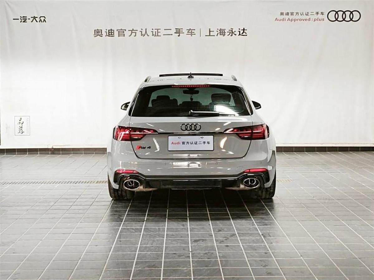 奧迪 奧迪RS 4  2023款 RS4 Avant 暗金版圖片