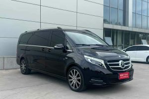 V級 奔馳 V 260 L 尊貴加長版