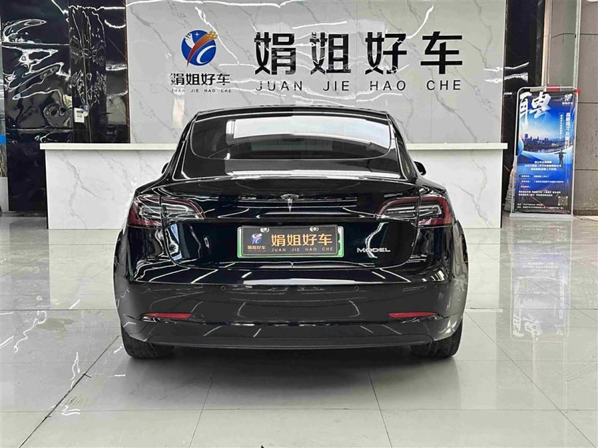 特斯拉 Model 3  2020款 改款 標(biāo)準(zhǔn)續(xù)航后驅(qū)升級版圖片