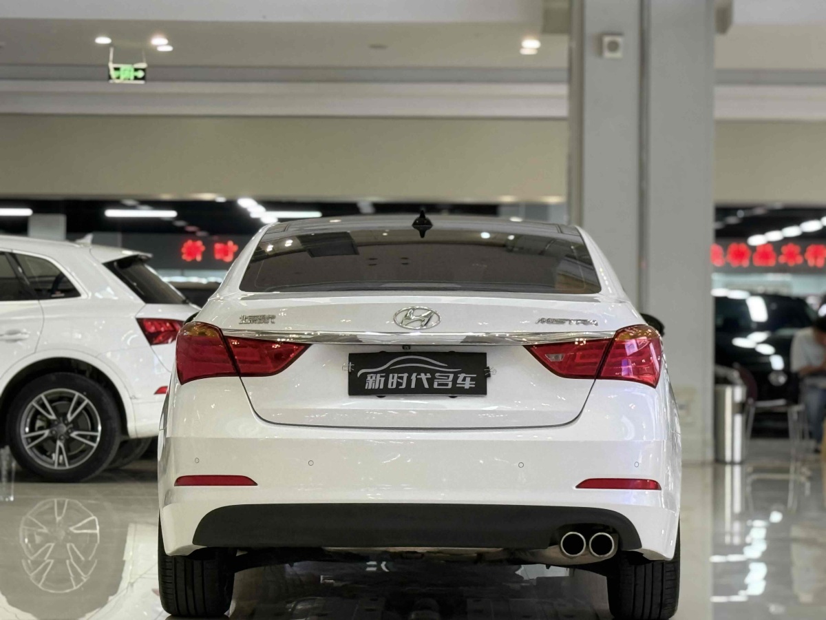 現(xiàn)代 名圖  2016款 1.8L 自動尊貴型DLX圖片