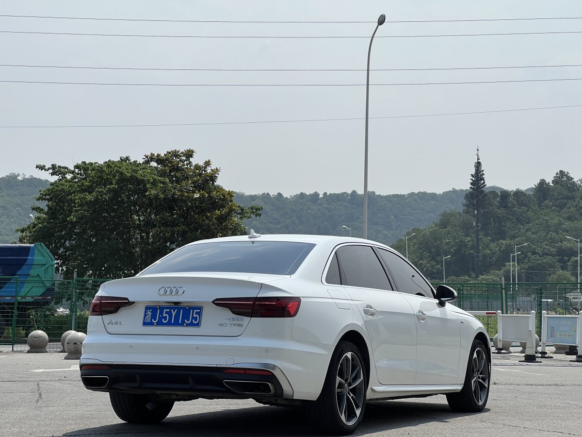 2021年8月奧迪 奧迪A4L  2020款 40 TFSI 時(shí)尚動(dòng)感型