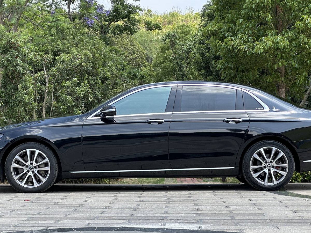奔馳 奔馳E級(jí)  2019款 改款 E 300 L 時(shí)尚型圖片