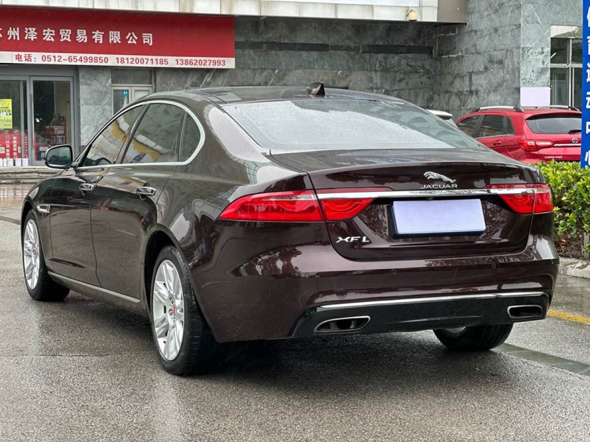 捷豹 XFL  2018款 XFL 2.0T 250PS 豪華版圖片