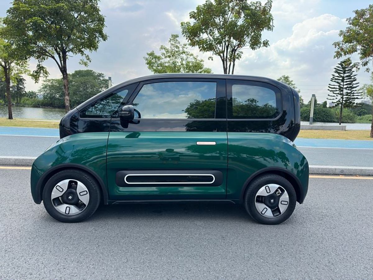 2022年3月寶駿 寶駿KiWi EV  2021款 藝術(shù)家 三元鋰