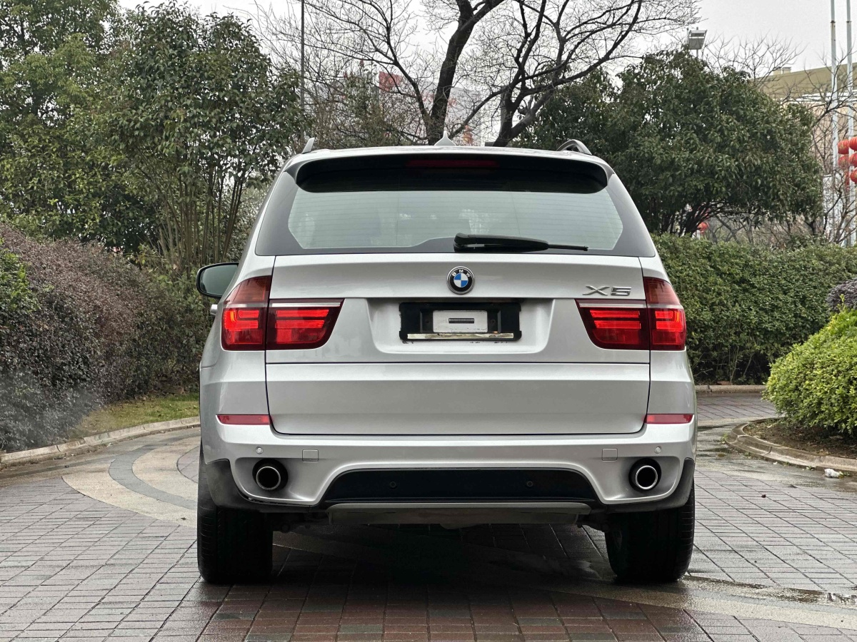 寶馬 寶馬X5  2011款 xDrive35i 領(lǐng)先型圖片