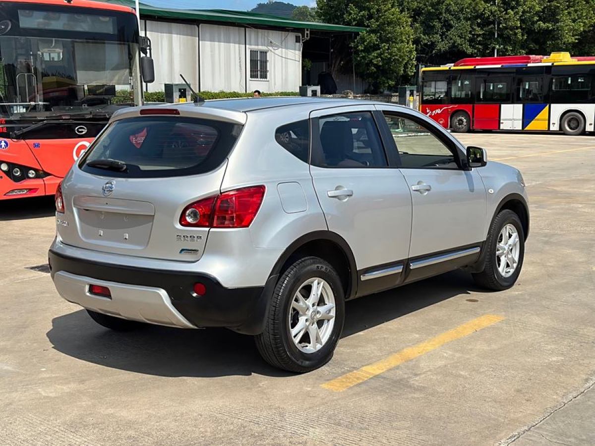 日產(chǎn) 逍客  2012款 2.0XL 火 CVT 2WD圖片