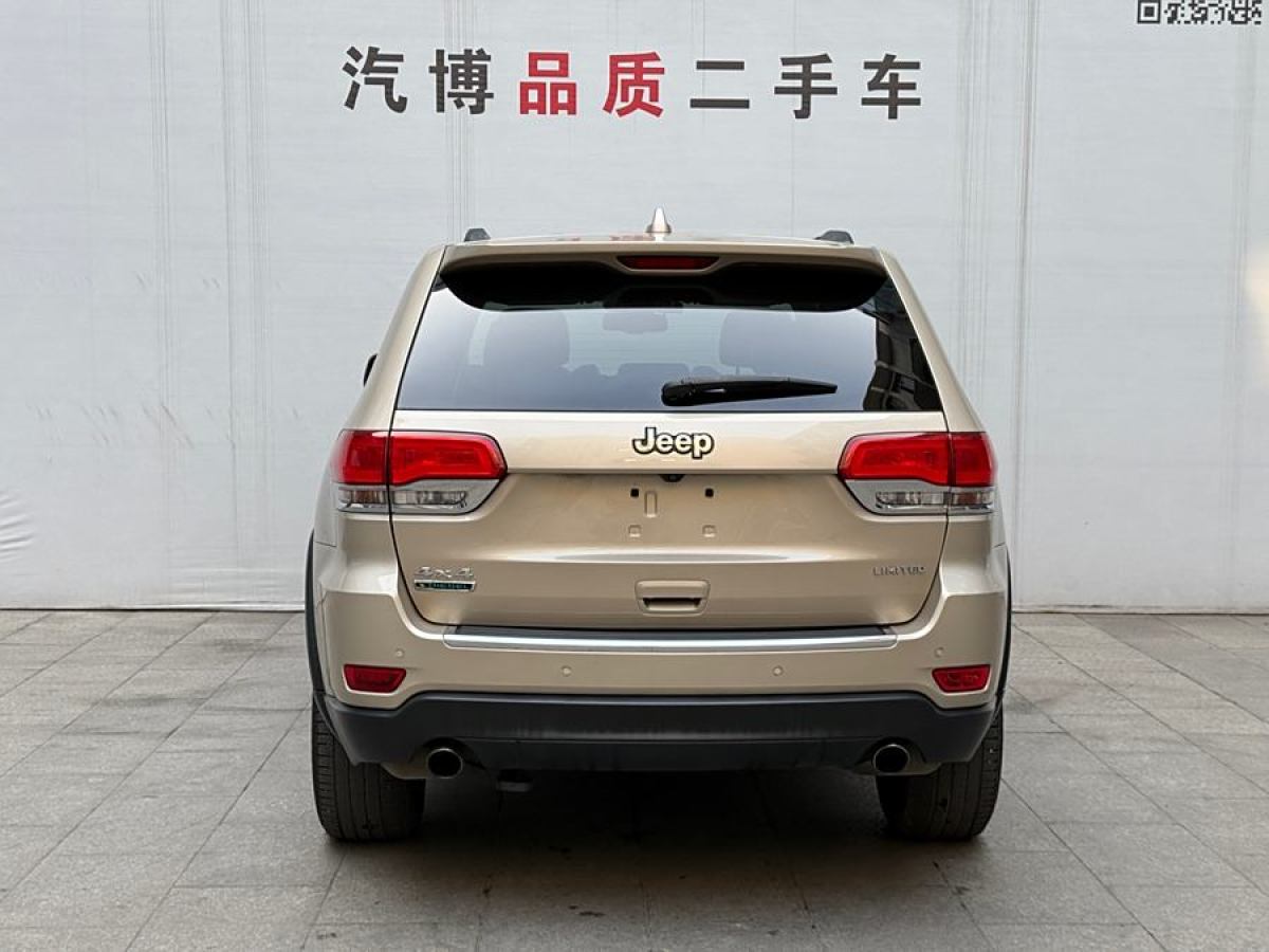 Jeep 大切諾基  2015款 3.0TD 柴油 舒享導(dǎo)航版圖片