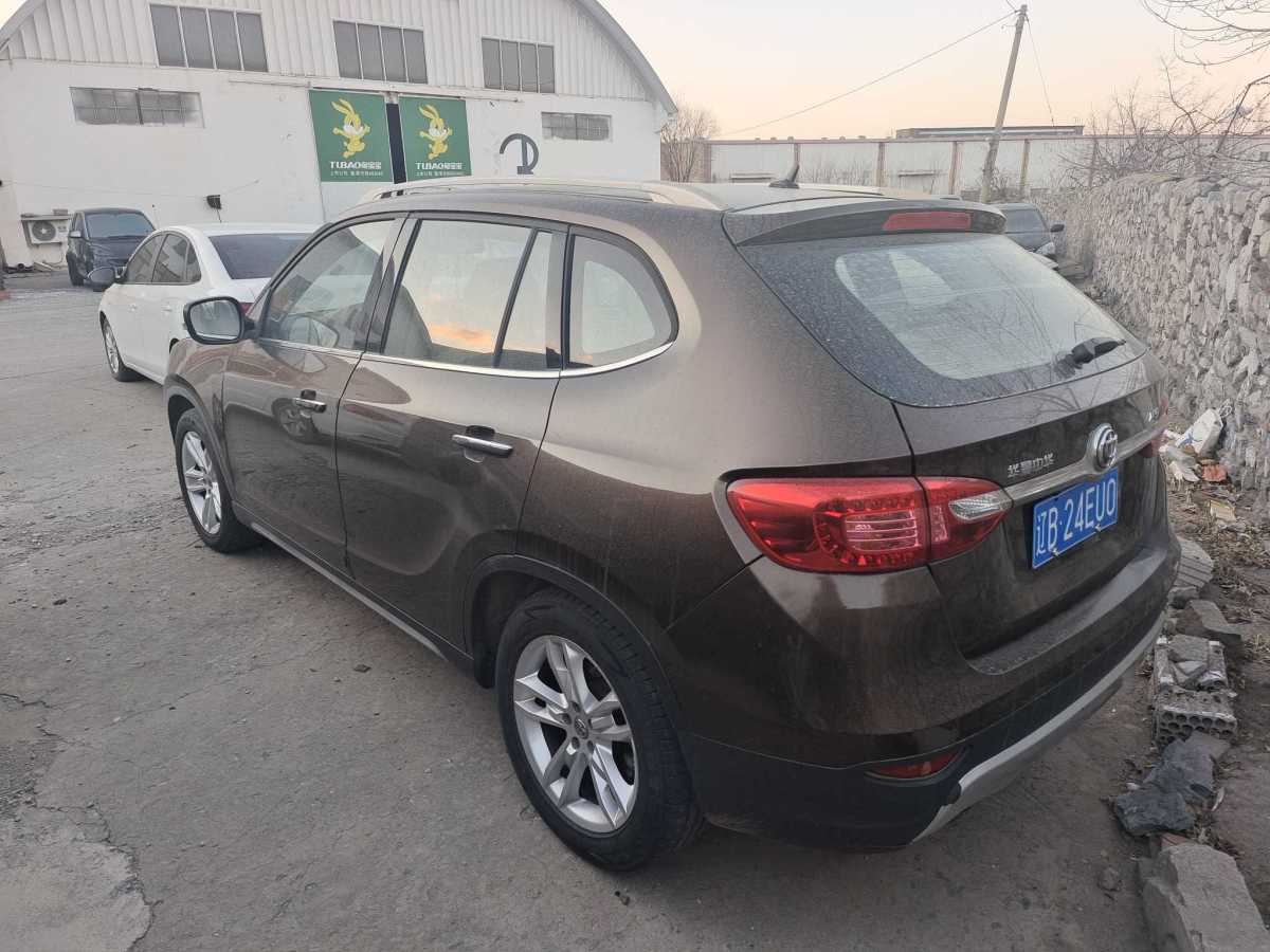 中華 V5  2012款 1.5T 自動(dòng)兩驅(qū)豪華型圖片