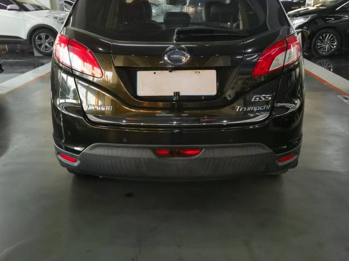 廣汽傳祺 GS5  2014款 2.0L 自動兩驅(qū)超享版圖片