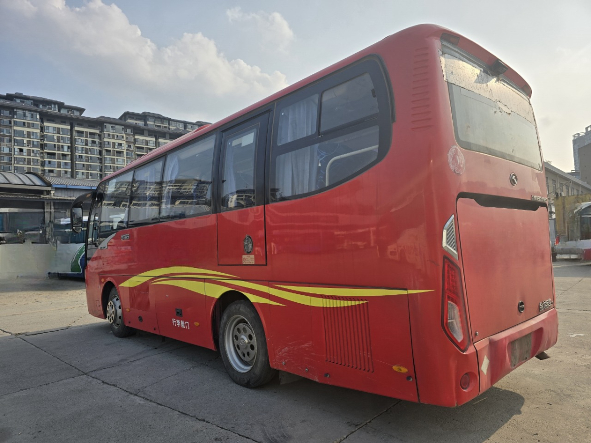 2019年3月多臺國五天然氣CNG金龍6802氣囊車