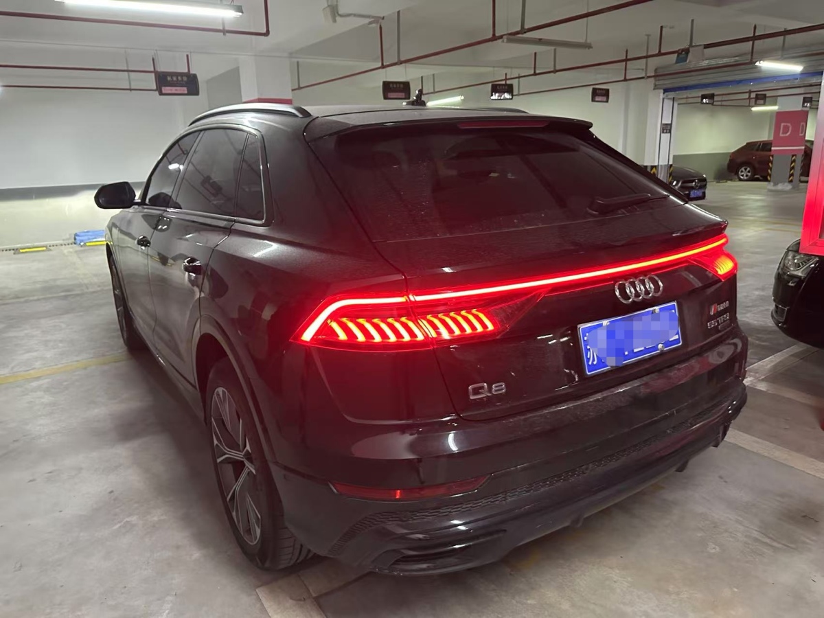 奧迪 奧迪Q8  2022款 55 TFSI 豪華動感型圖片