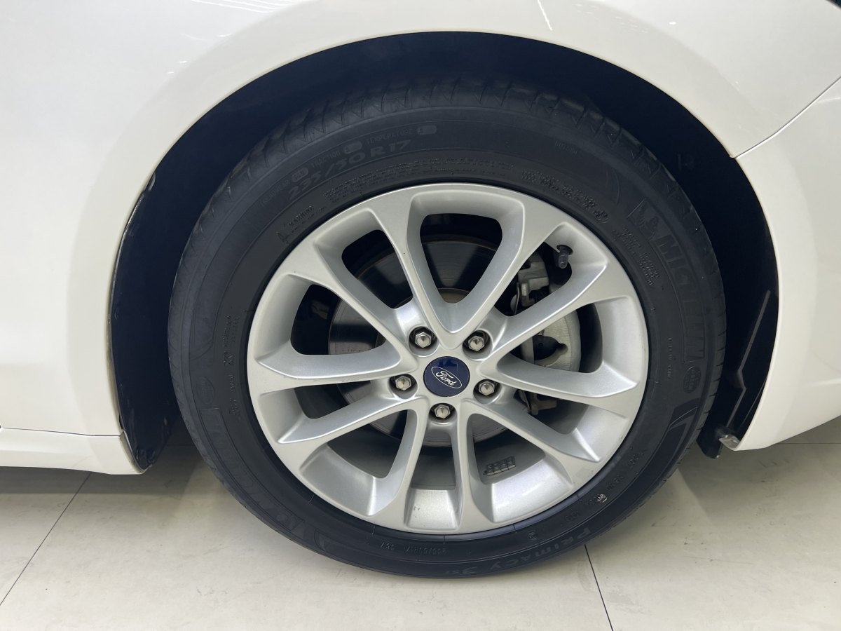 2019年6月福特 蒙迪歐  2018款 EcoBoost 180 智控時(shí)尚型 國(guó)VI