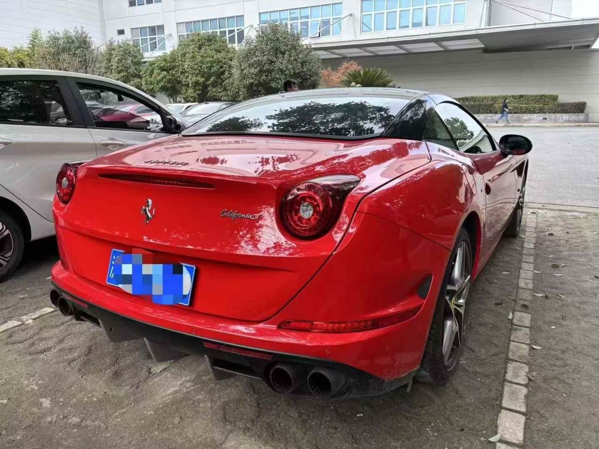 法拉利 GTC4Lusso  2017款 3.9T V8圖片