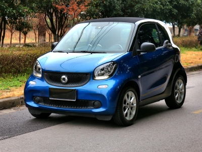 2018年2月 smart fortwo 1.0L 52千瓦硬頂靈動版圖片