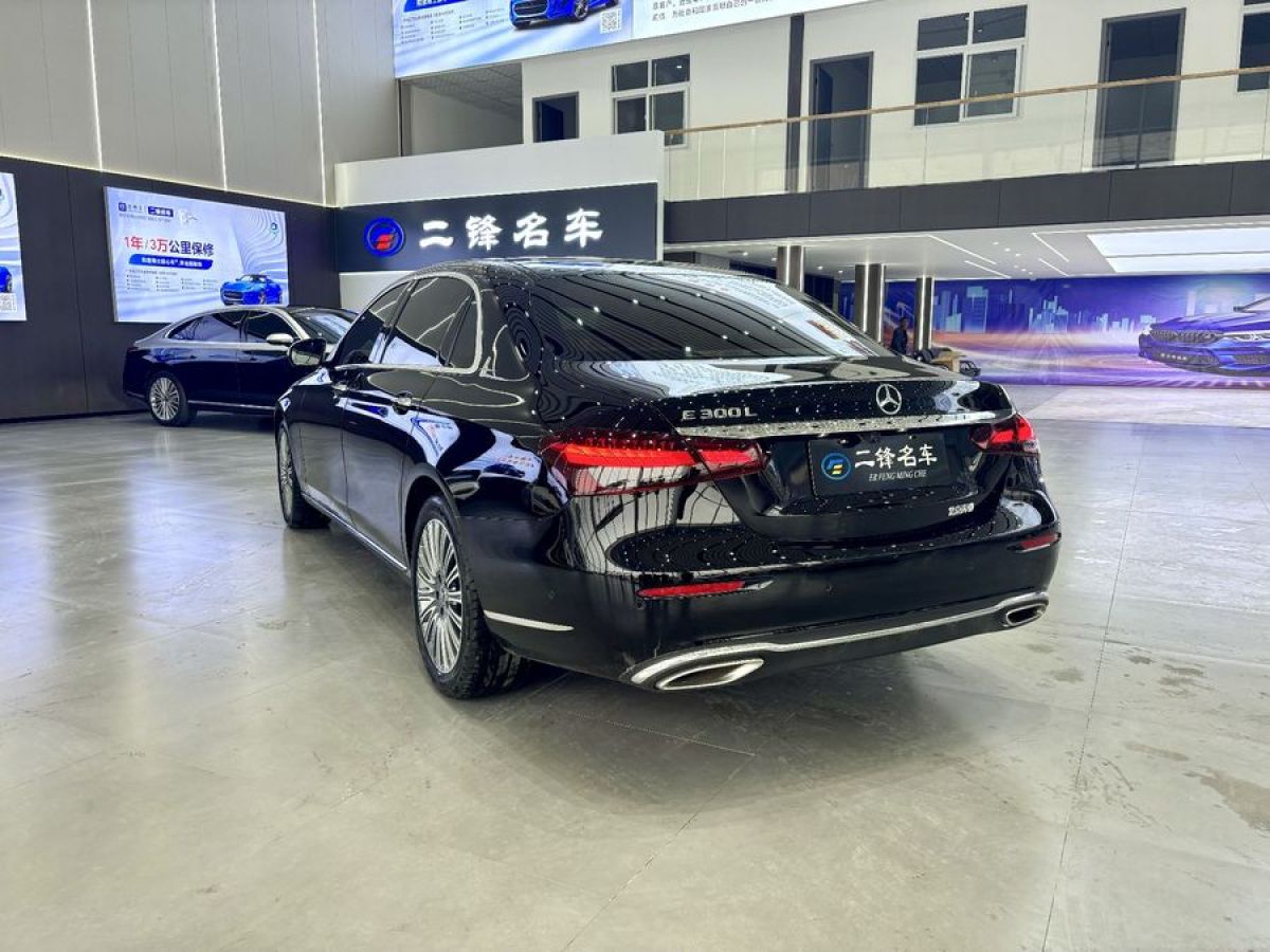 奔驰 奔驰E级  2021款 改款 E 300 L 豪华型图片