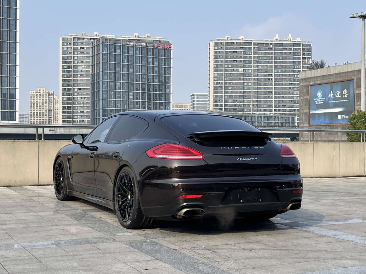 保時(shí)捷 Panamera  2016款 Panamera 4 Edition 3.0T圖片