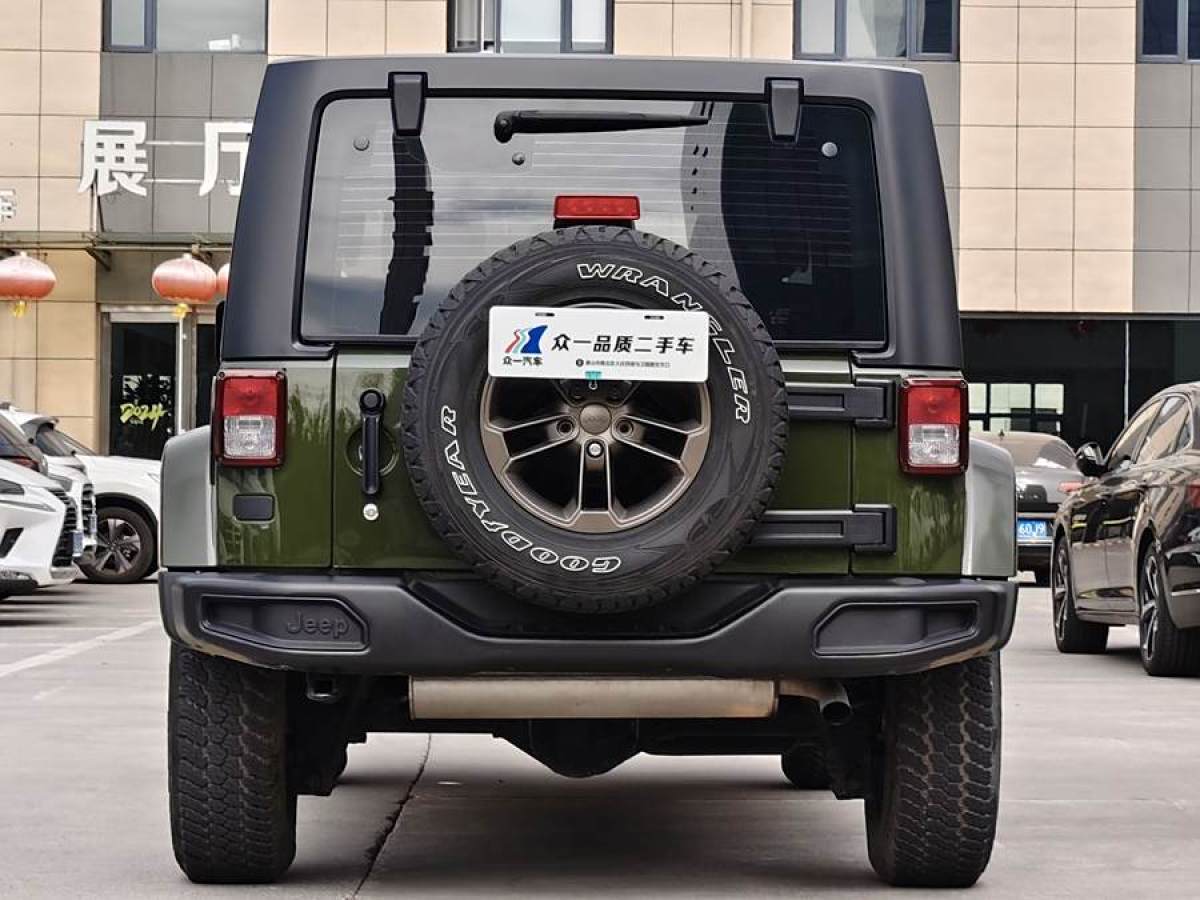 2017年1月Jeep 牧馬人  2016款 3.0L Sahara 75周年致敬版