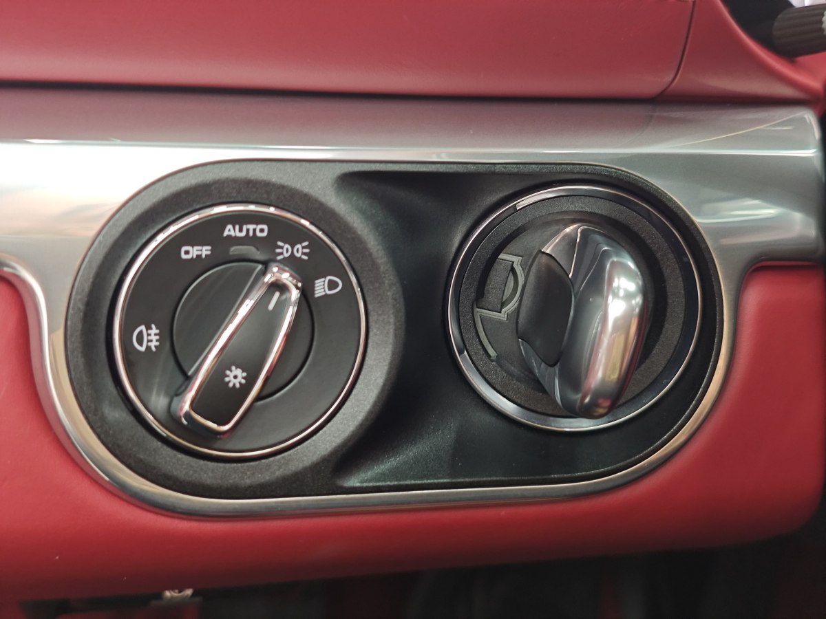 2022年11月保時捷 718  2022款 Boxster 2.0T