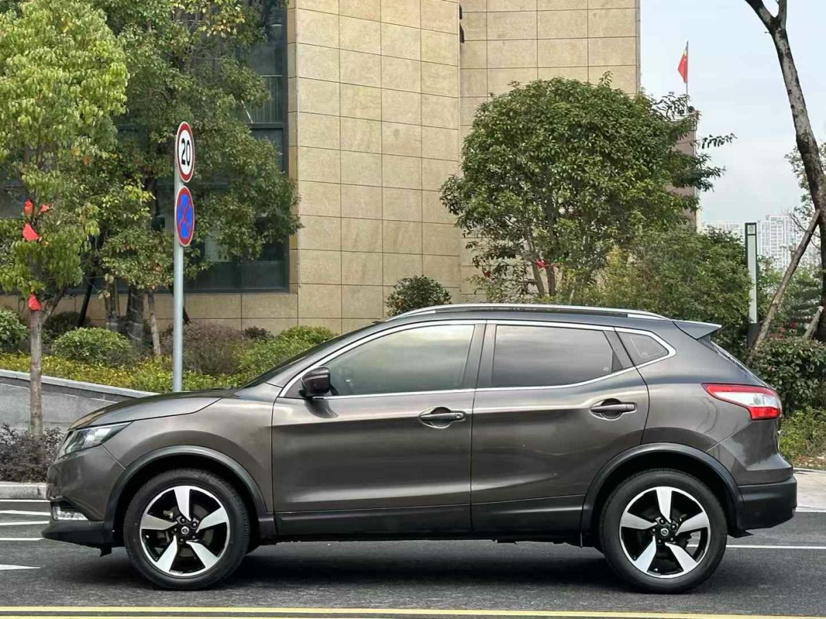 日產(chǎn) 逍客  2019款  2.0L CVT旗艦版圖片