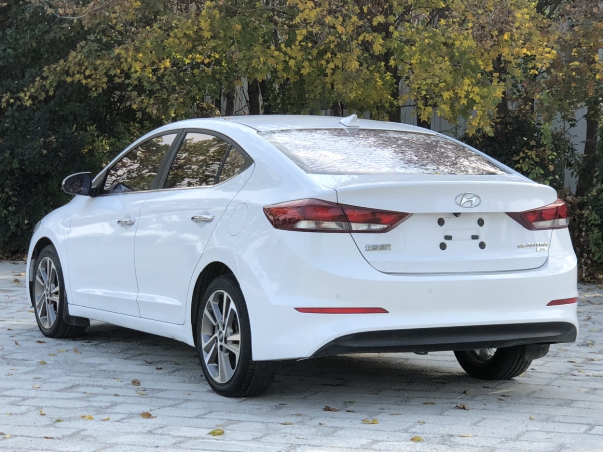 現(xiàn)代 領(lǐng)動  2016款 1.6L 自動智炫?精英型圖片