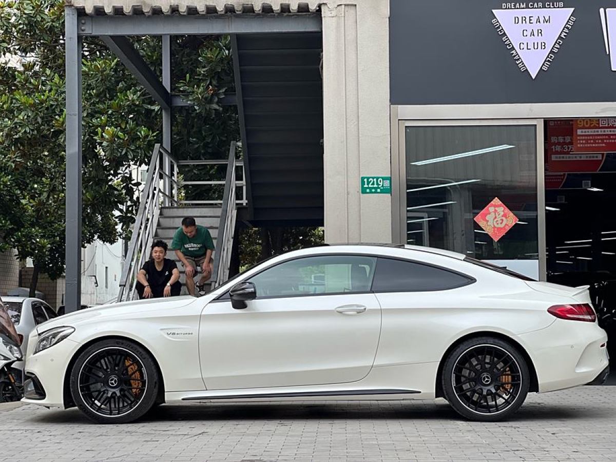 2017年11月奔馳 奔馳C級AMG  2016款 AMG C 63 S Coupe