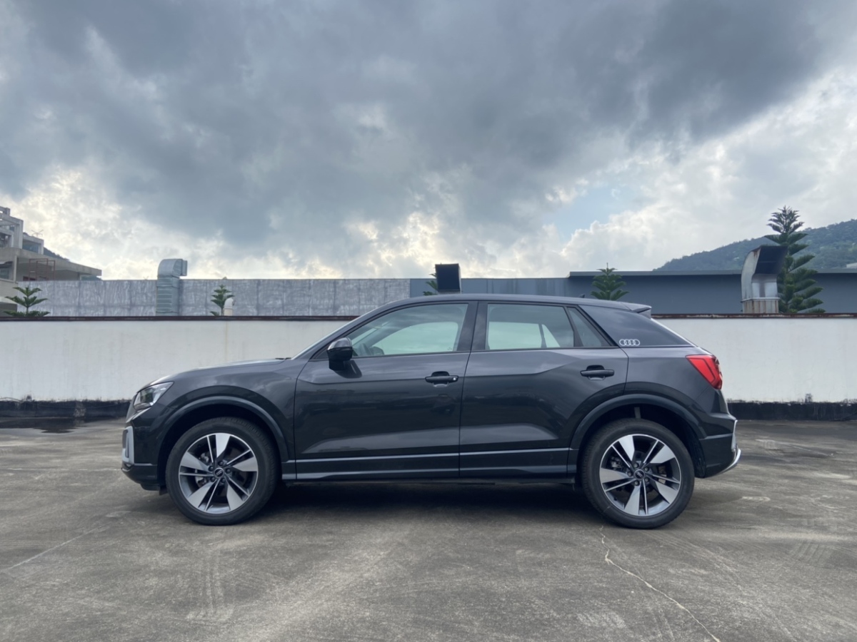 奧迪 奧迪Q2L  2024款 35TFSI 時(shí)尚致雅型圖片