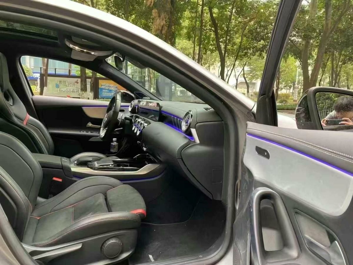 奔馳 奔馳AMG GT  2022款 AMG GT 50 四門(mén)跑車(chē)圖片