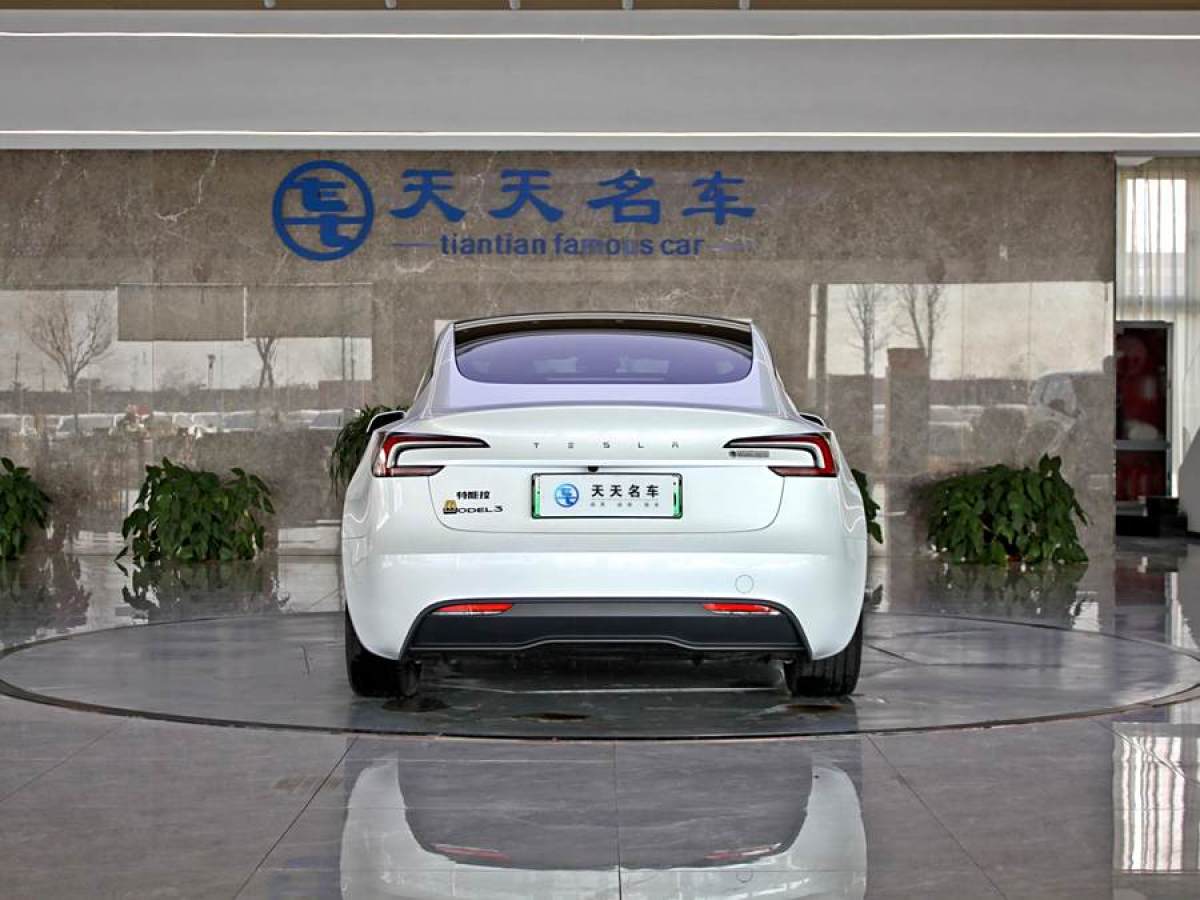 特斯拉 Model Y  2023款 后輪驅(qū)動版圖片