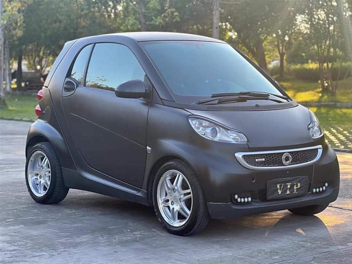 2011年4月smart fortwo  2011款 1.0 MHD 硬頂標(biāo)準(zhǔn)版