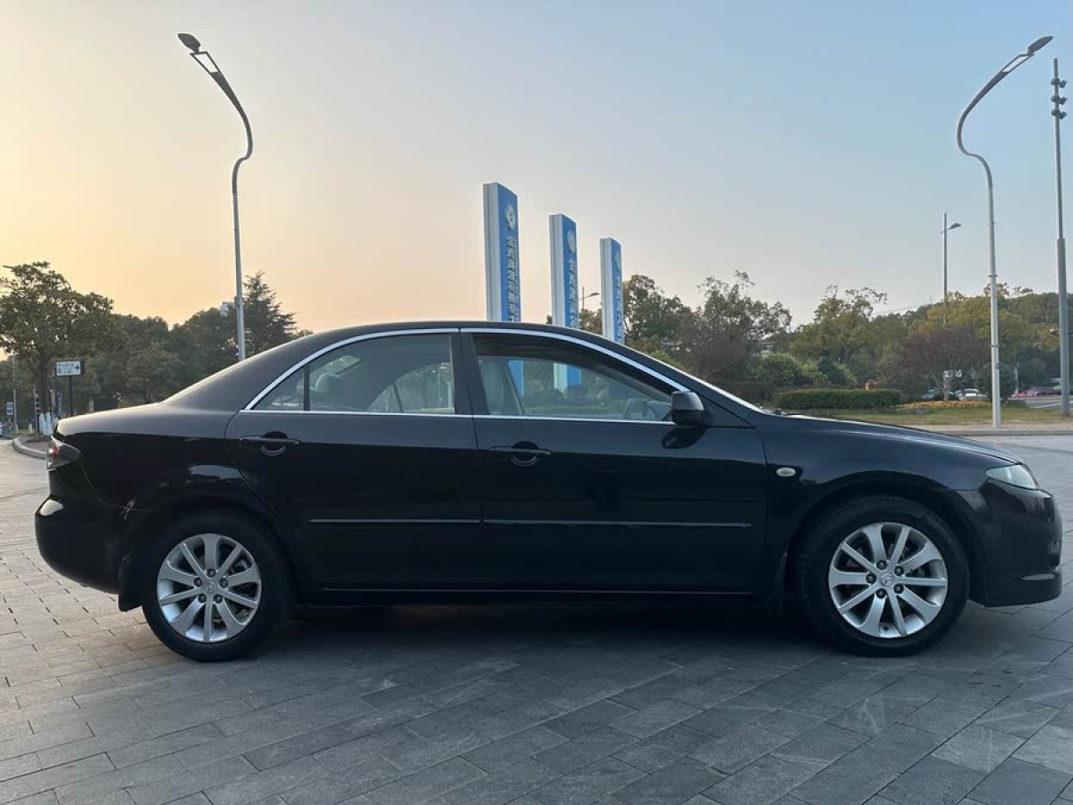 馬自達(dá) 馬自達(dá)6  2012款 2.0L 自動(dòng)超豪華型圖片