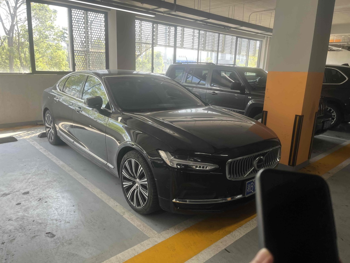 沃爾沃 S90  2022款 B5 智遠(yuǎn)豪華版圖片