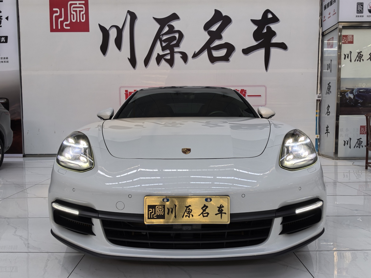 保時(shí)捷 Panamera  2019款 Panamera 十周年紀(jì)念版 2.9T圖片