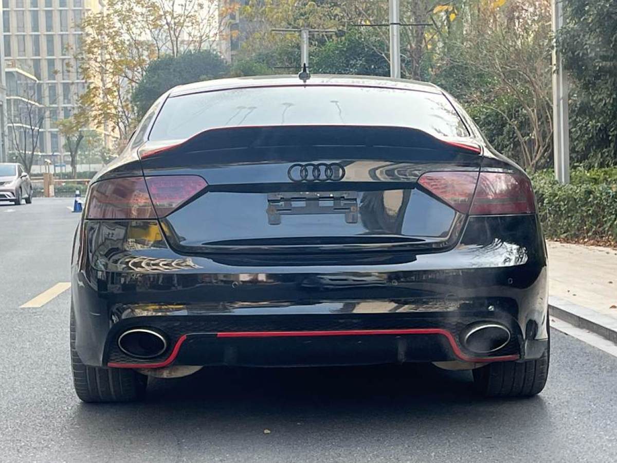 2011年7月奧迪 奧迪S5  2010款 S5 3.0T Sportback