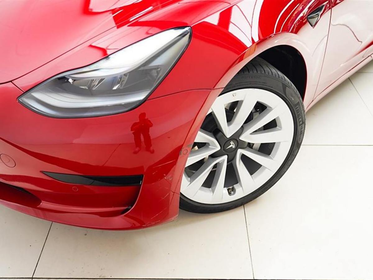 2021年6月特斯拉 Model 3  2021款 改款 標(biāo)準(zhǔn)續(xù)航后驅(qū)升級(jí)版